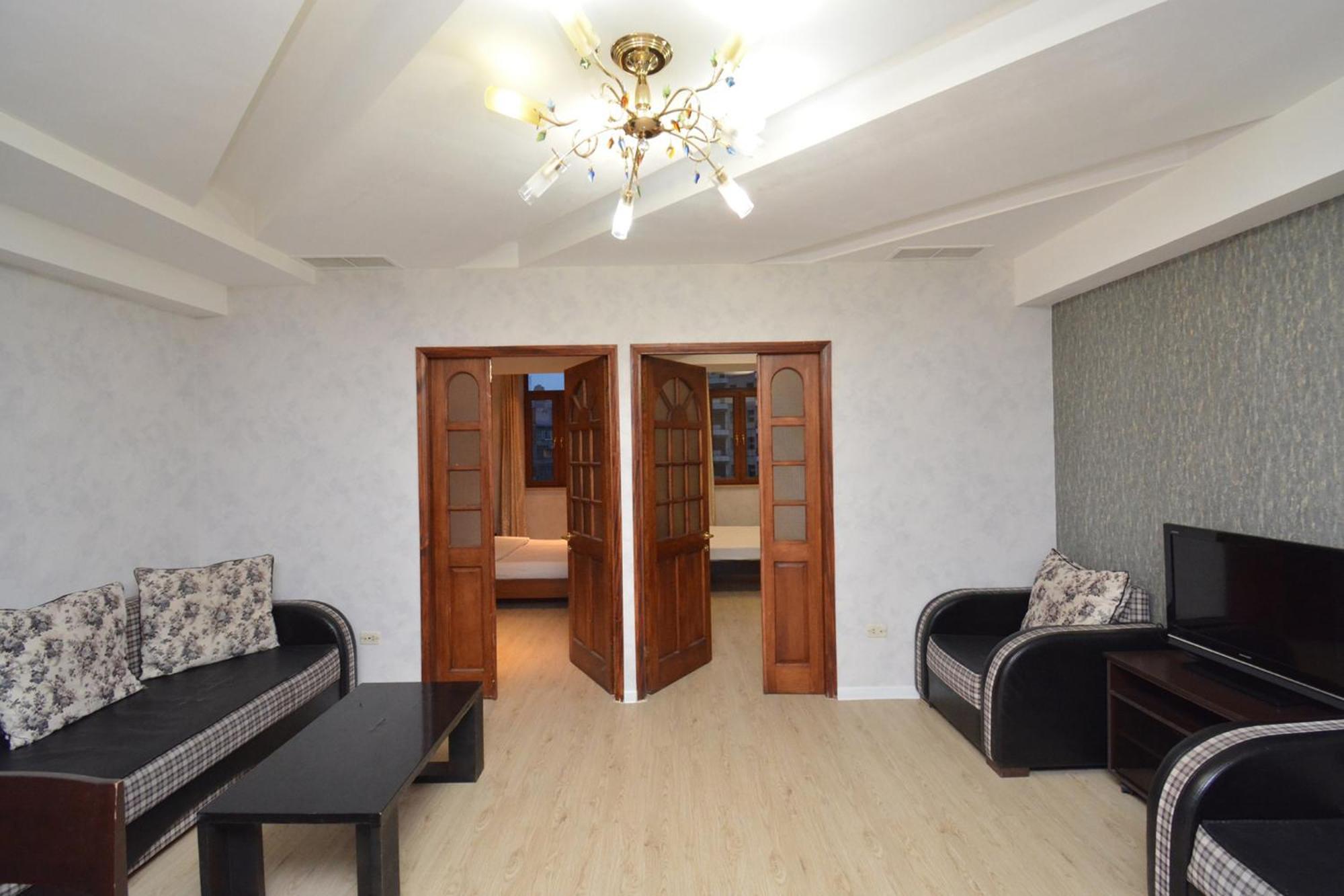 Apartment In Abovyan Street, Erévan Extérieur photo